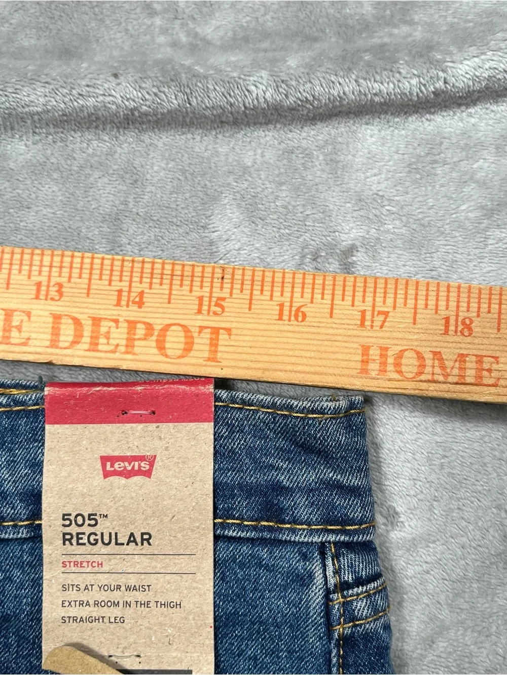 NWT Levi's 505 Regular Fit Jeans Mens 34x34 Blue Denim Stretch Straight Leg
